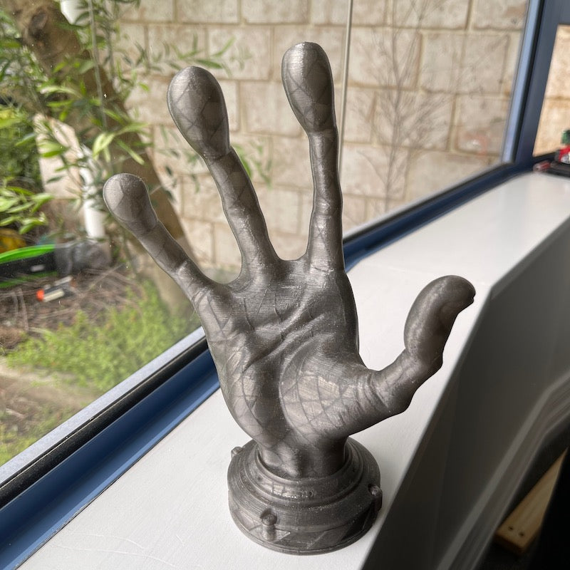 3D Printed 4 Finger Alien Hand Controller Holder Glow in the Dark