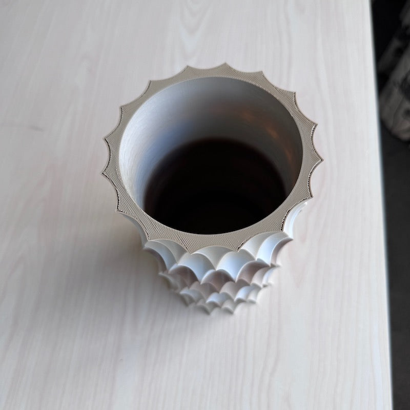 3D Printed Diamond Vase - bone