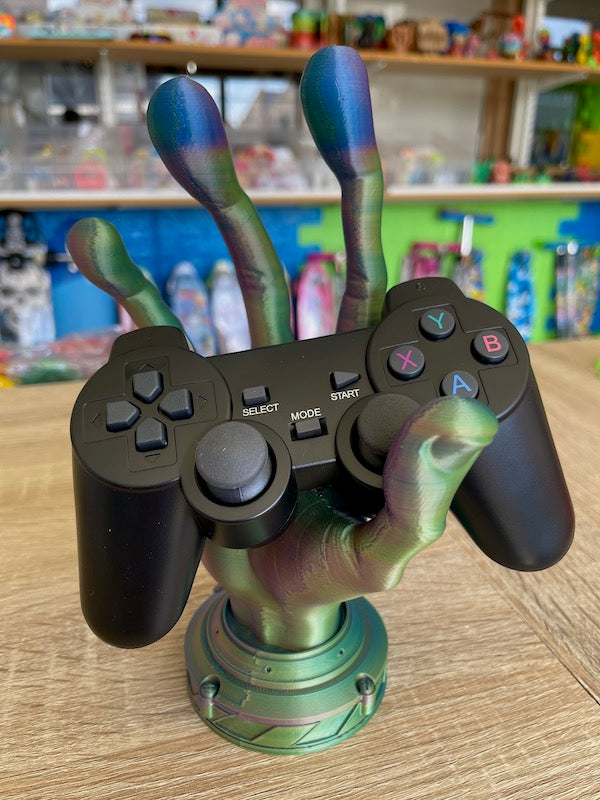 3D Printed 4 Finger Alien Hand Controller Holder