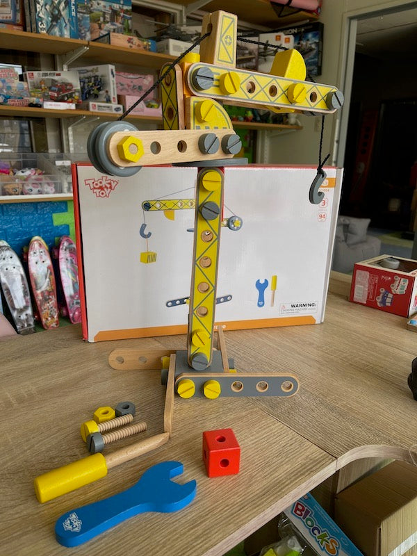 Build a Crane ex Showroom