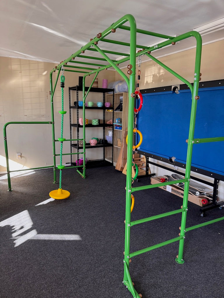 Xtreme Monkey Bars Set 02