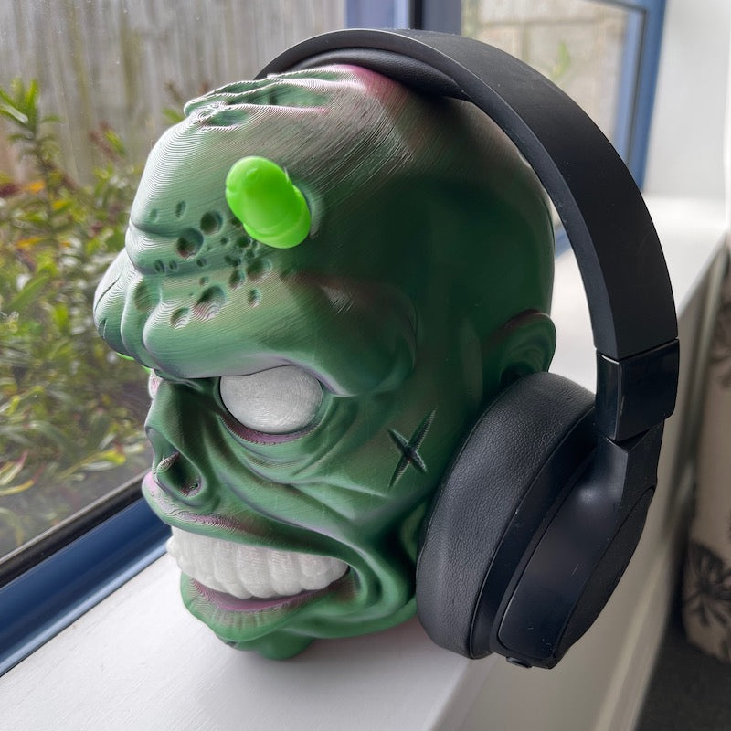 3D Printed Zombie Headphone Stand