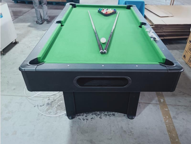 7ft Pool Table