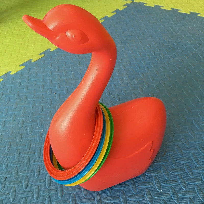 Animal Hoop Red Swan