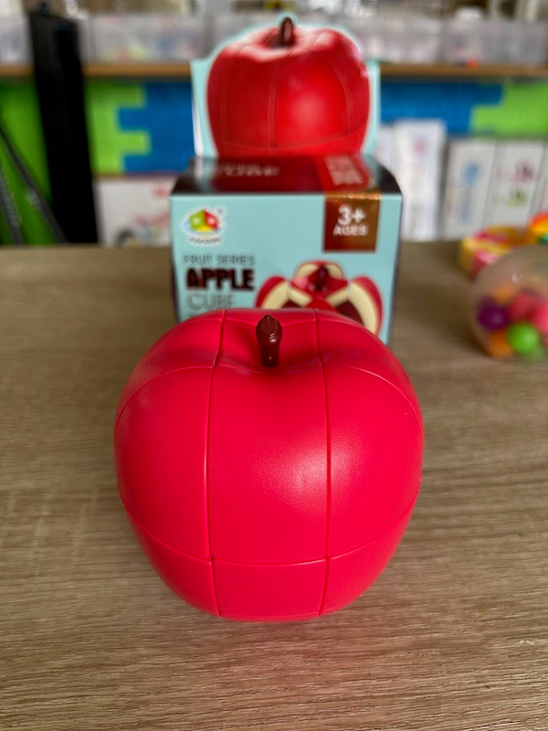 Apple Cube puzzle