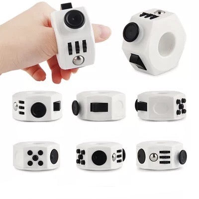 Fidget Ring Features