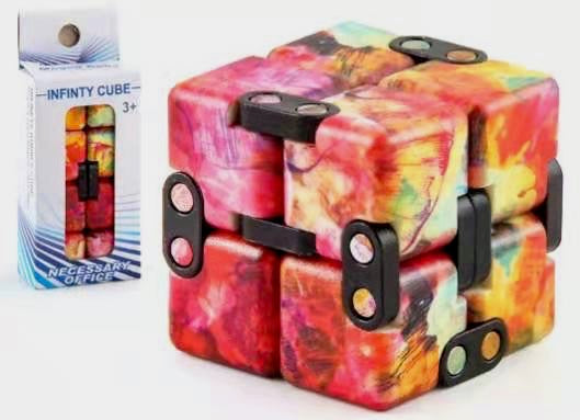 Infinity cube