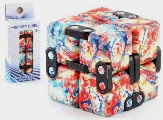 Infinity cube