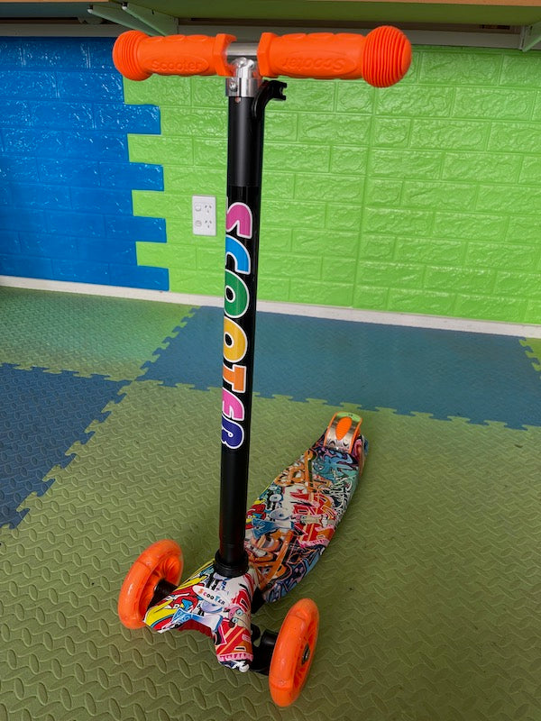 Kids Kick Scooter with LED Wheels