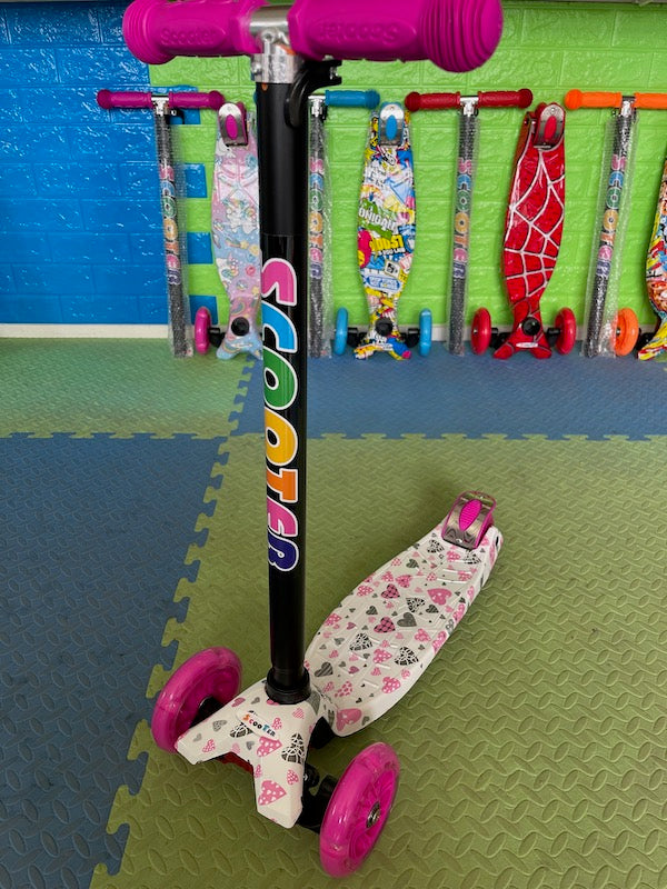 Kids Kick Scooter with LED Wheels