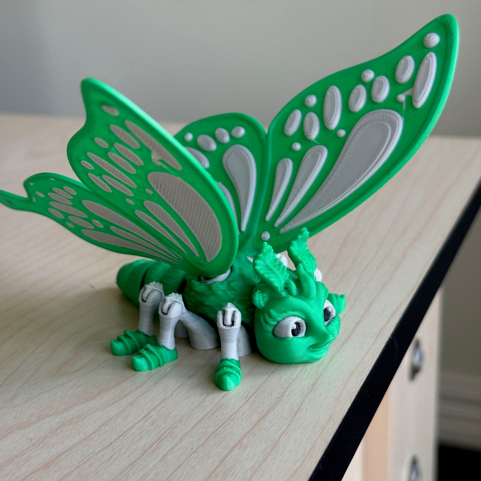 3D Printed Butterfly green/ soft grey