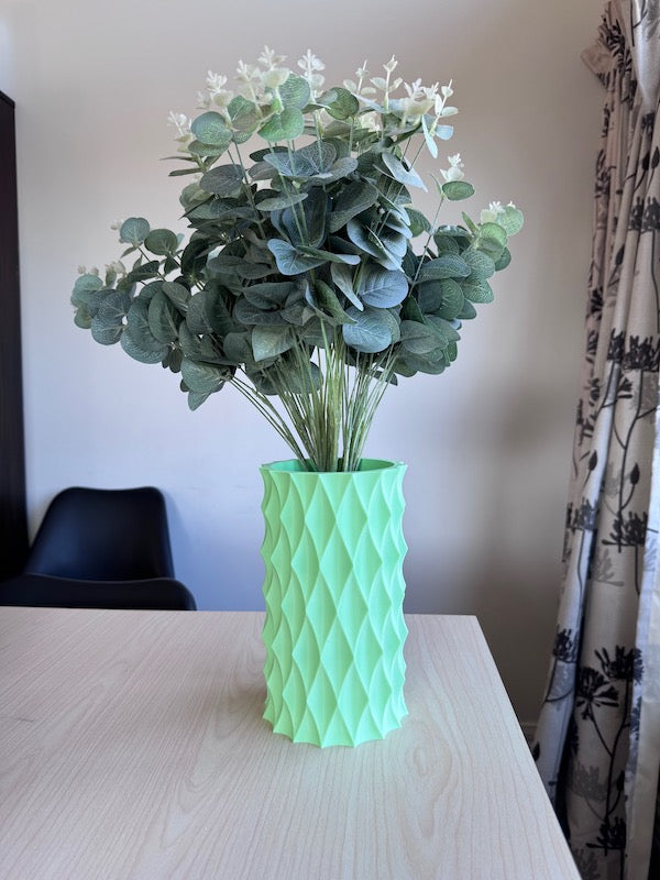 3d Printed Diamond Vase -matte green