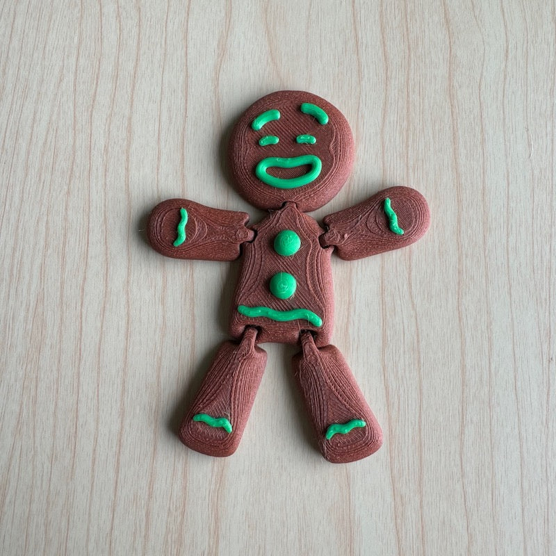 3D printed Gingerbread Man Christmas Decoration with Green