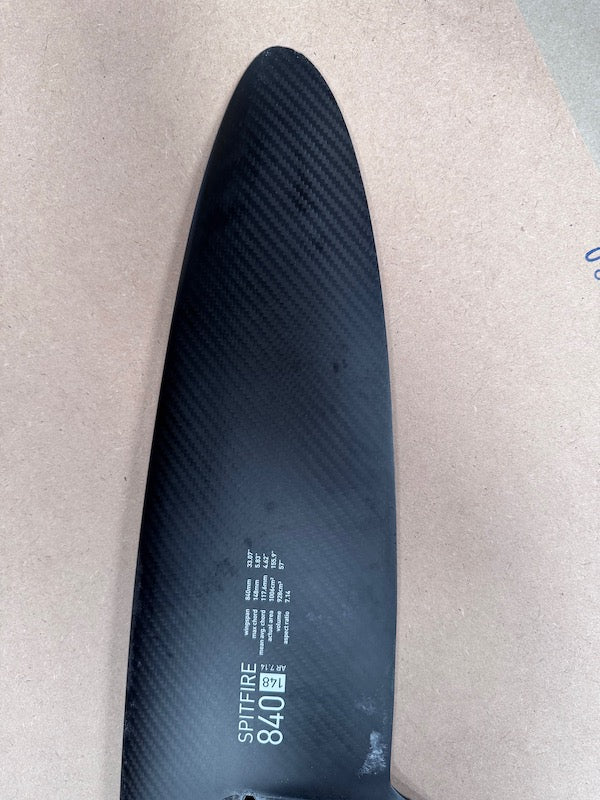 Axis Spitfire 840 front wing -USED