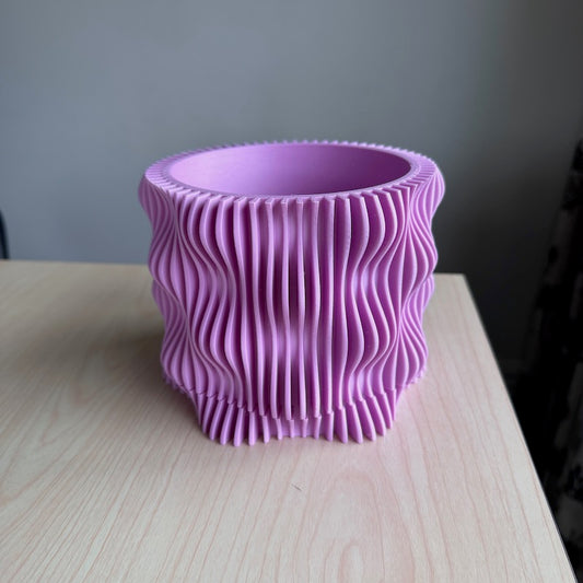 Muxel Planter Pot -matte purple