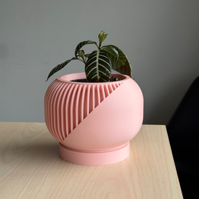 Narvo Planter Pot pale pink.