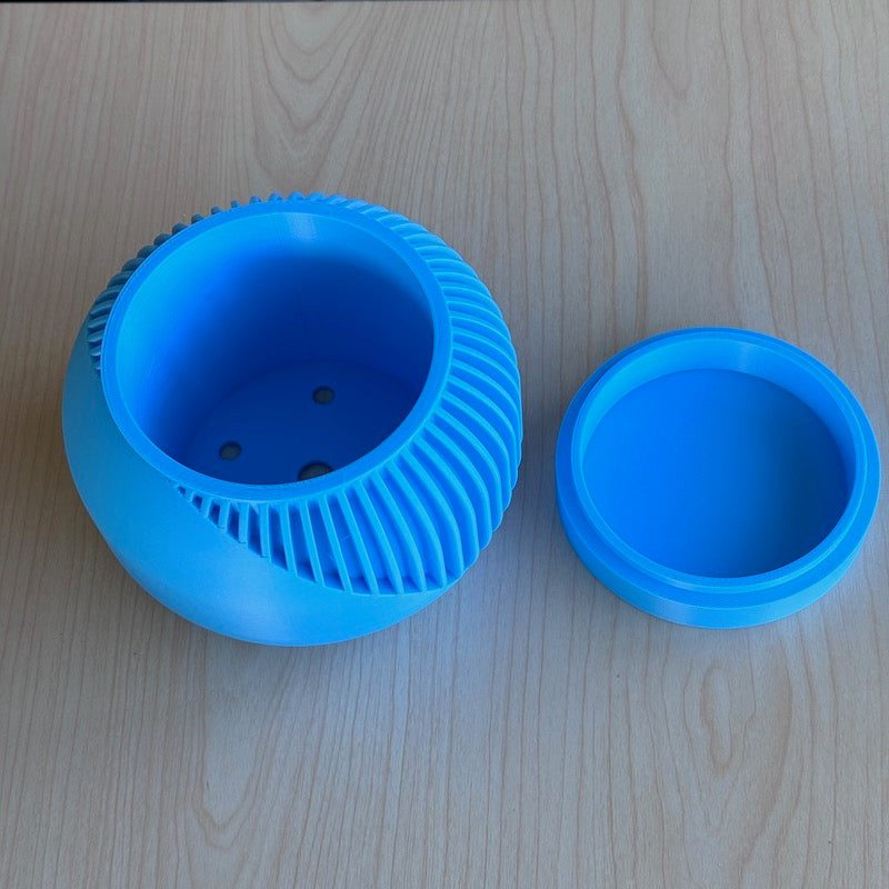 Narvo Planter Pot sky blue