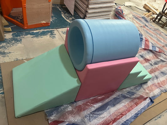 Softplay Steps and Tunnel Pastel -due early May 2024