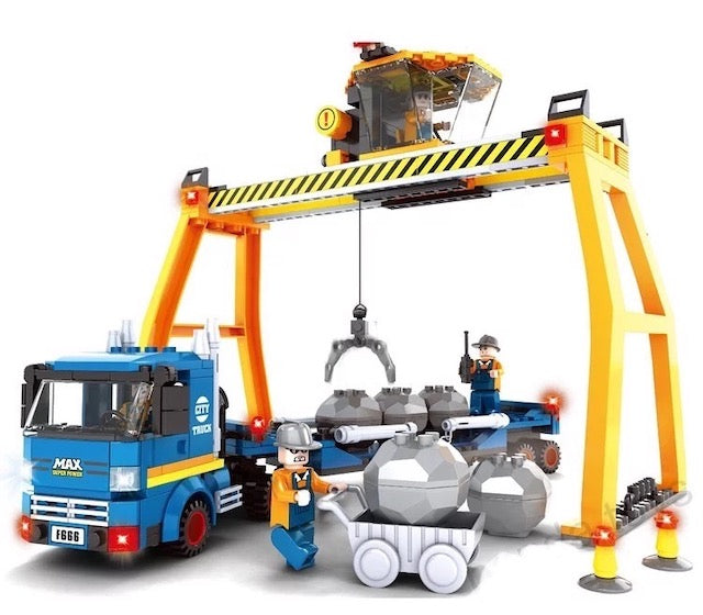 Building Block Gantry Crane and Truck Set (Lego Compatible)