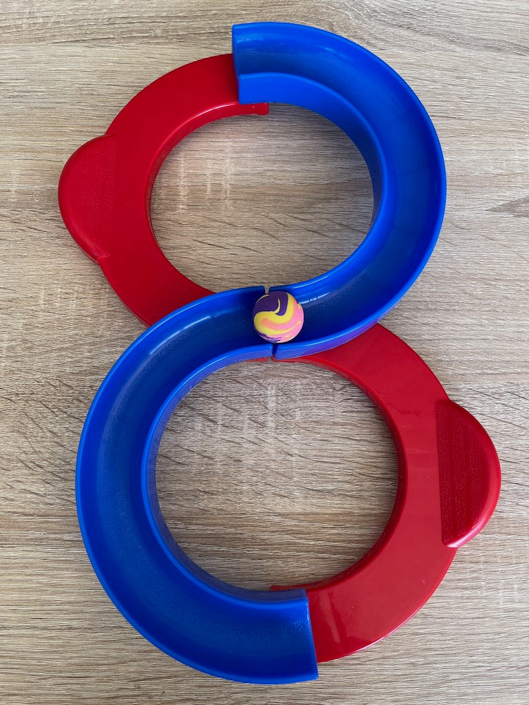 Infinite Loop Continuous Track Activity