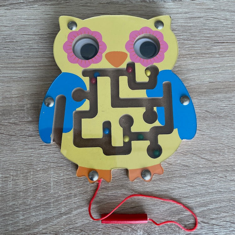 Magnetic Maze yellow owl